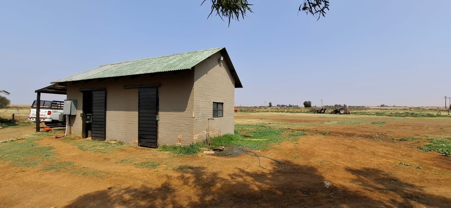  Bedroom Property for Sale in Bainsvlei Free State